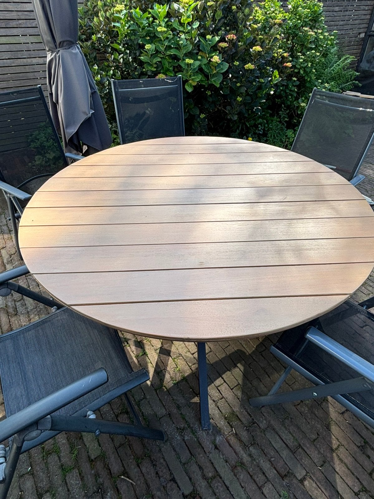 Tuintafel rond 140 cm, Tuin en Terras, Tuintafels, Ophalen, Zo goed als nieuw, Rond