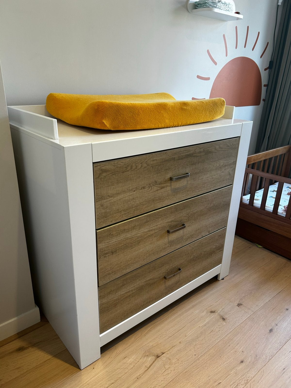 Commode met 3 lades - Wit met houtaccenten, Ophalen, Gebruikt, 50 tot 70 cm, 75 tot 100 cm