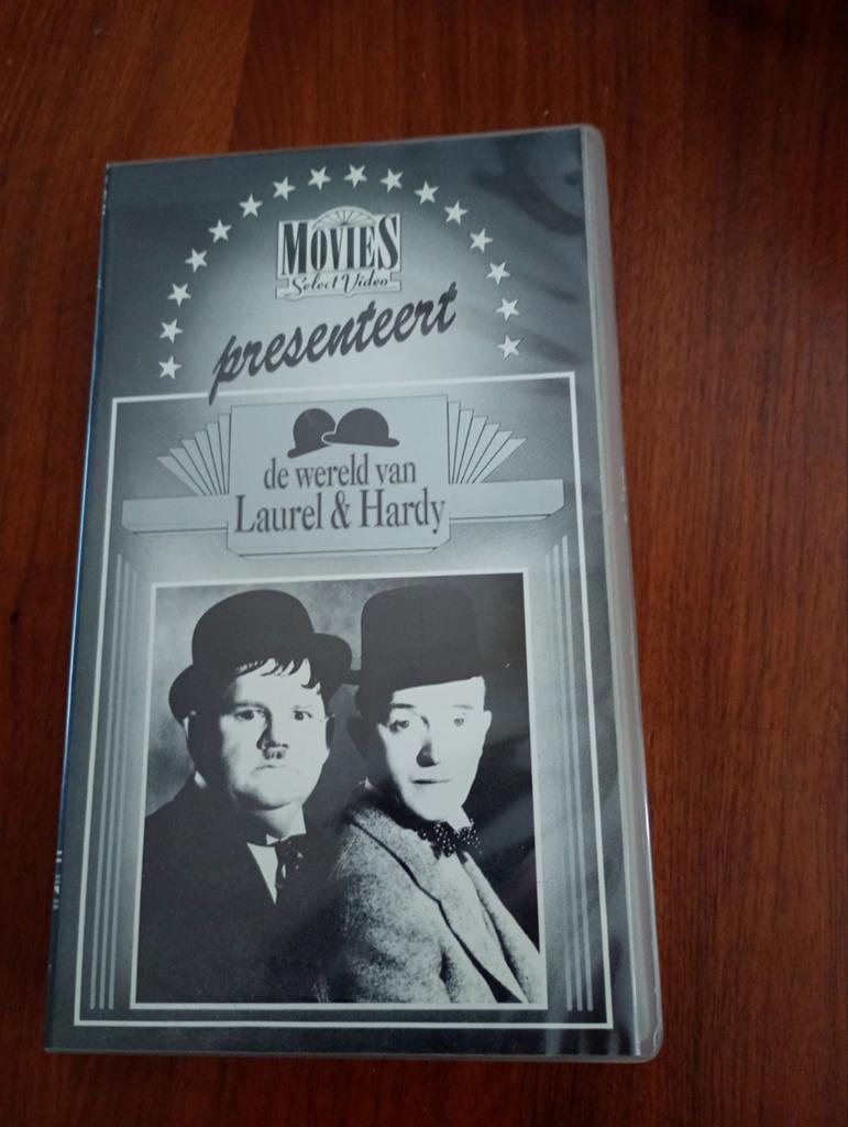Laurel & hardy videoband, Alle leeftijden, Ophalen of Verzenden, Zo goed als nieuw, Komedie