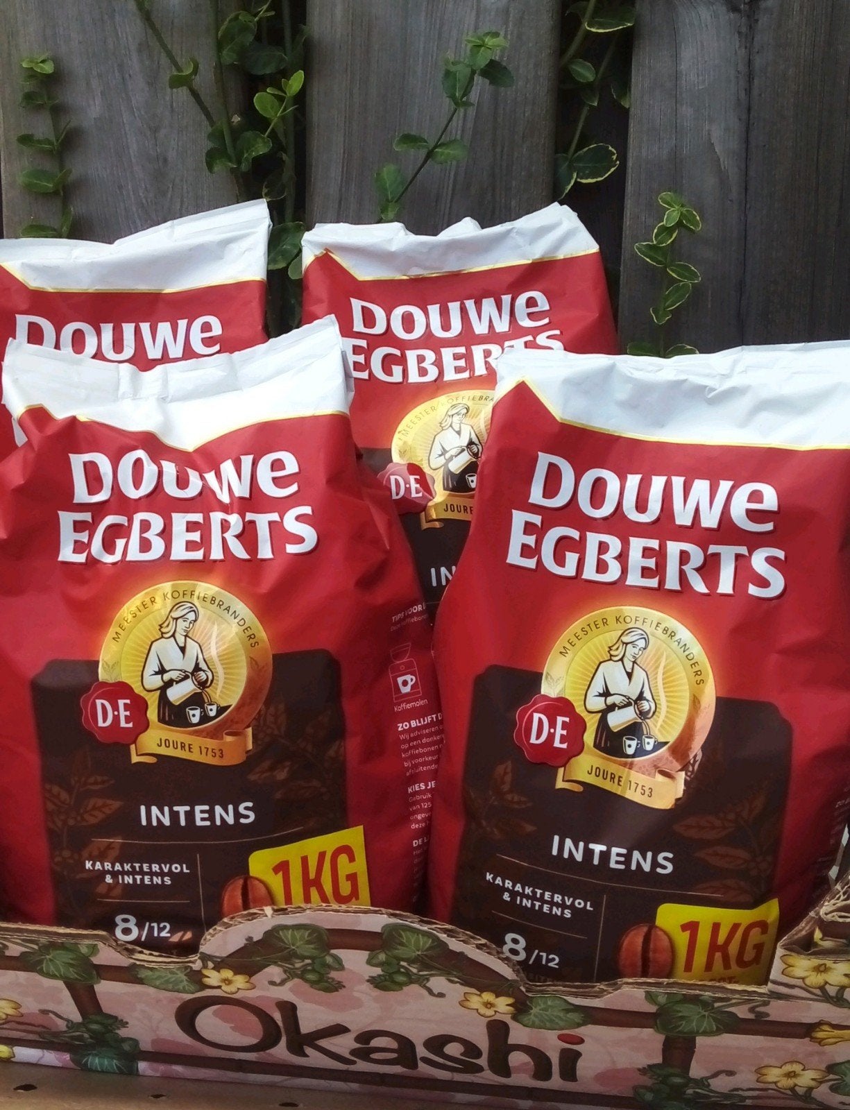 Douwe Egberts Intens 8, Verzenden