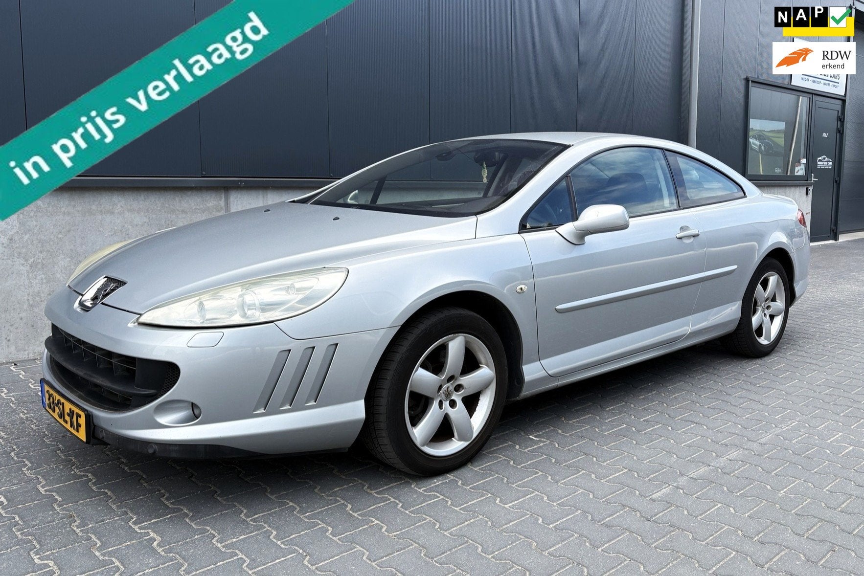 Peugeot 407 Coupé 2.2-16V Référence, Auto's, Peugeot, Voorwielaandrijving, 1390 kg, Stof, Gebruikt