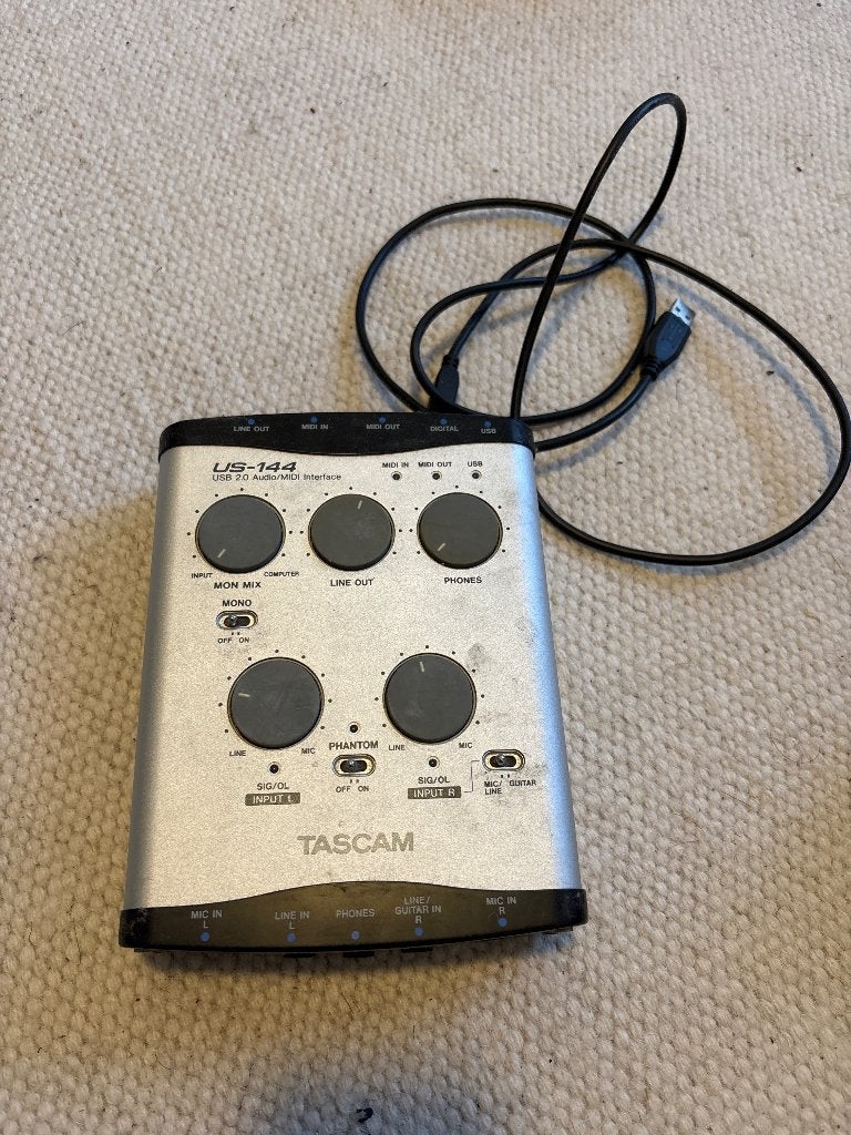 Tascam US-144, Ophalen of Verzenden, Gebruikt, Audio