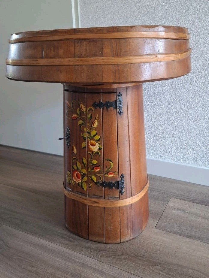 Vintage Bar-ton / Wijnvat Kastje met Handgeschilderd, Ophalen