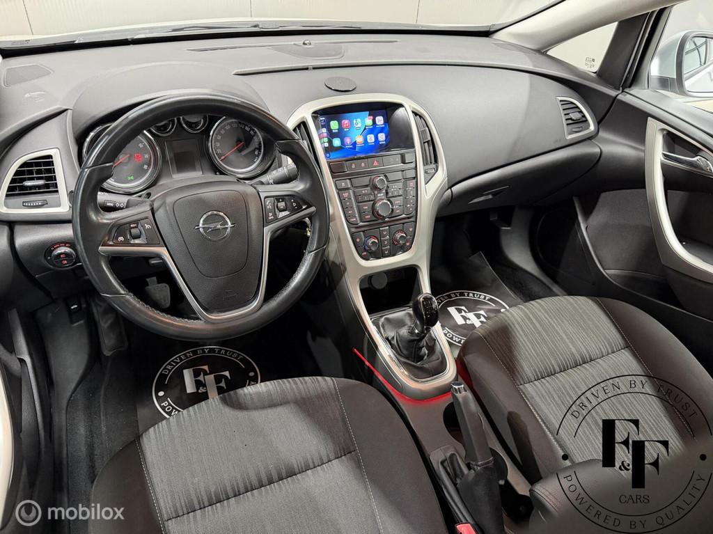 Opel Astra 1.6 Cosmo | NAP | Trekhaak | CarPlay, Auto's, Voorwielaandrijving, Euro 5, Stof, 4 cilinders