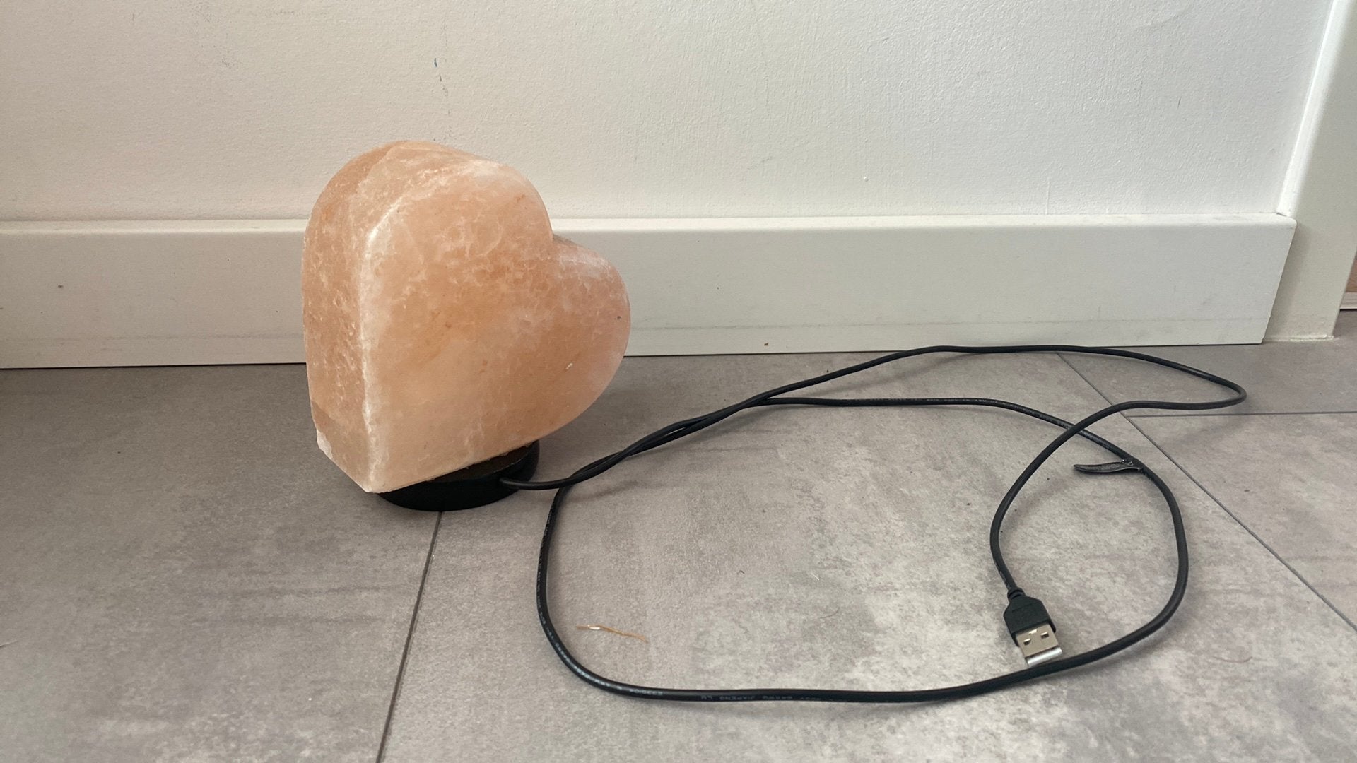 Zoutsteen lamp hart, Huis en Inrichting, Ophalen of Verzenden, Zo goed als nieuw