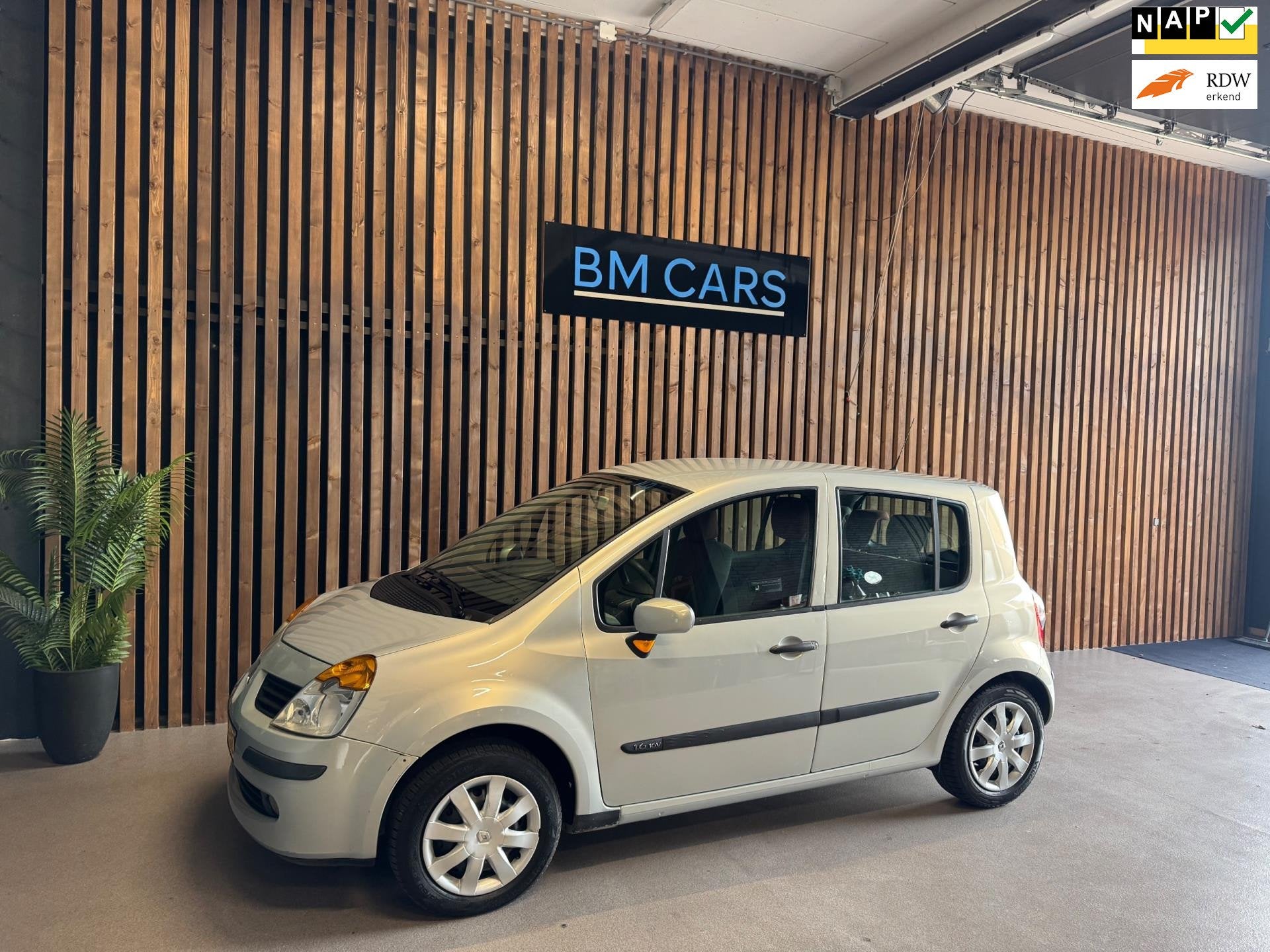 Renault Modus 1.6-16V Team Spirit AUTOMAAT,Airco,, Gebruikt, 4 cilinders, Origineel Nederlands, Bedrijf