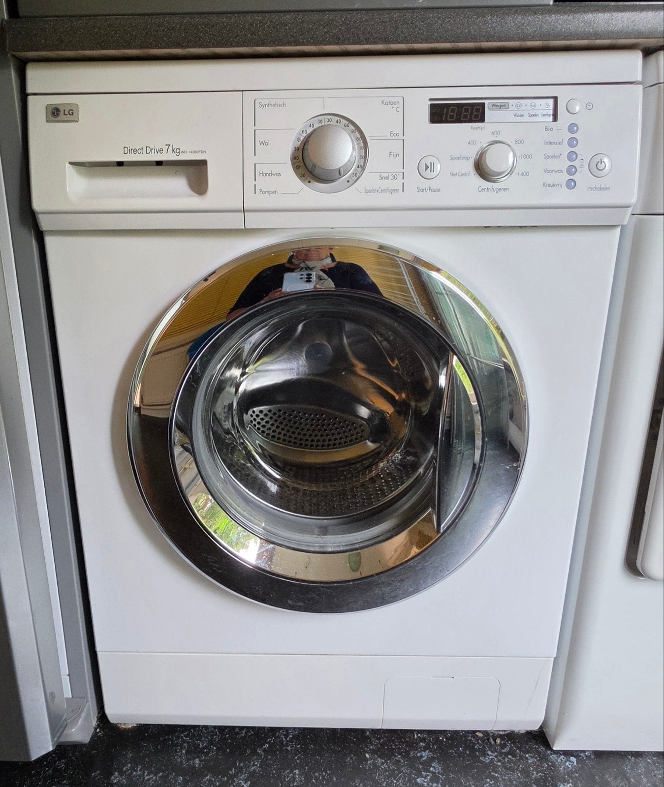 LG Direct Drive 7kg Wasmachine - Stil & Stabiel, Witgoed en Apparatuur, Ophalen, Gebruikt, Voorlader, 85 tot 90 cm