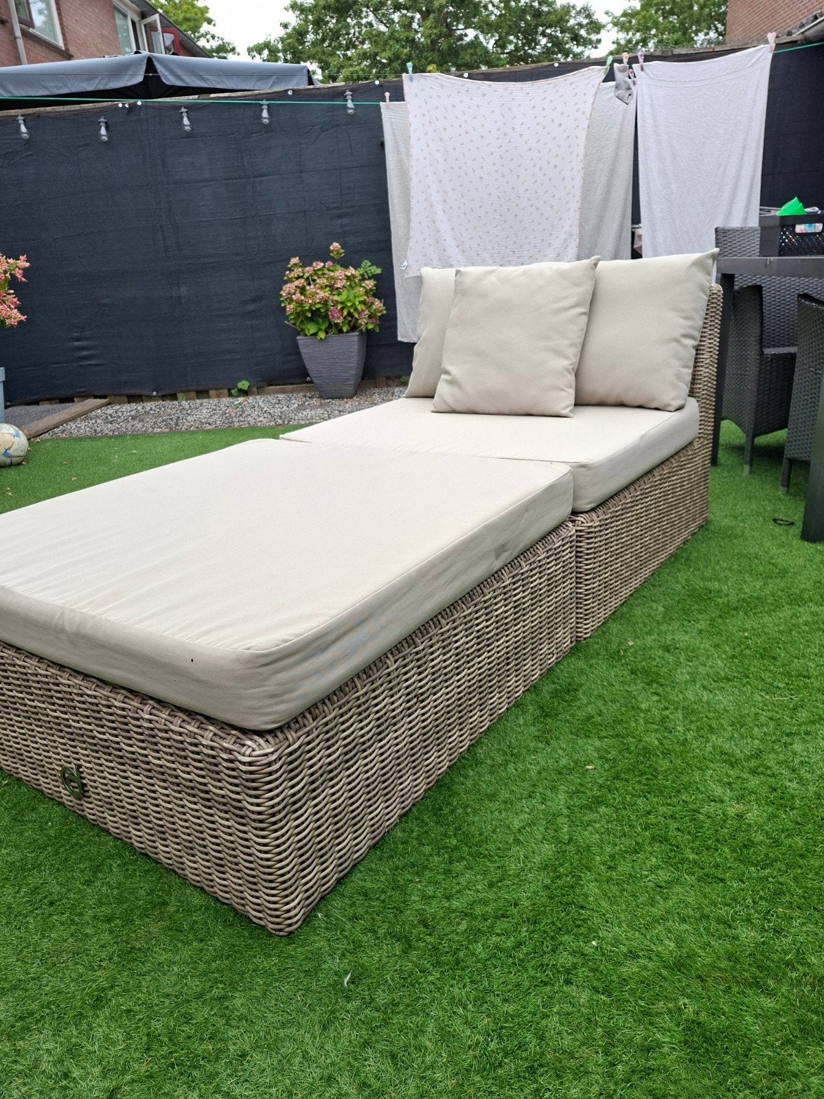 Comfortabele lounge bed voor in de tuin, Ophalen of Verzenden