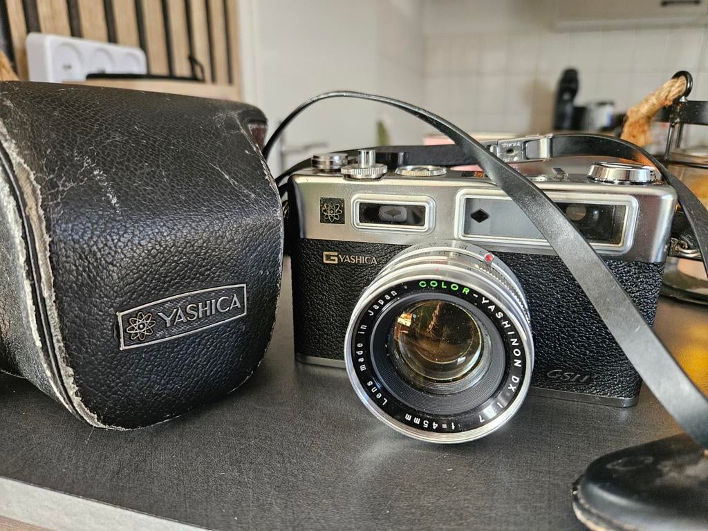 Te koop: Yashica Electro 35 met originele beschermhoes, Ophalen of Verzenden, Compact, Overige Merken