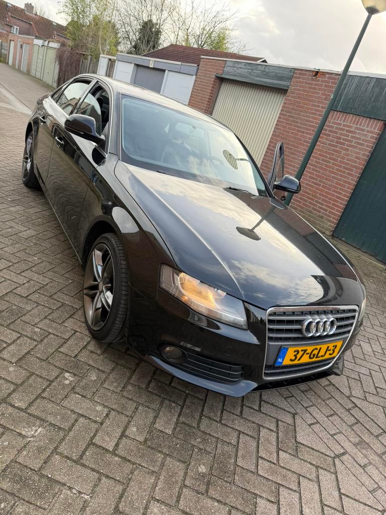 Audi A4 limousine 1.8 Tfsi 211pk Sline 2008 Zwart NIEUW APK, Ophalen, Voor, Nieuw, Audi
