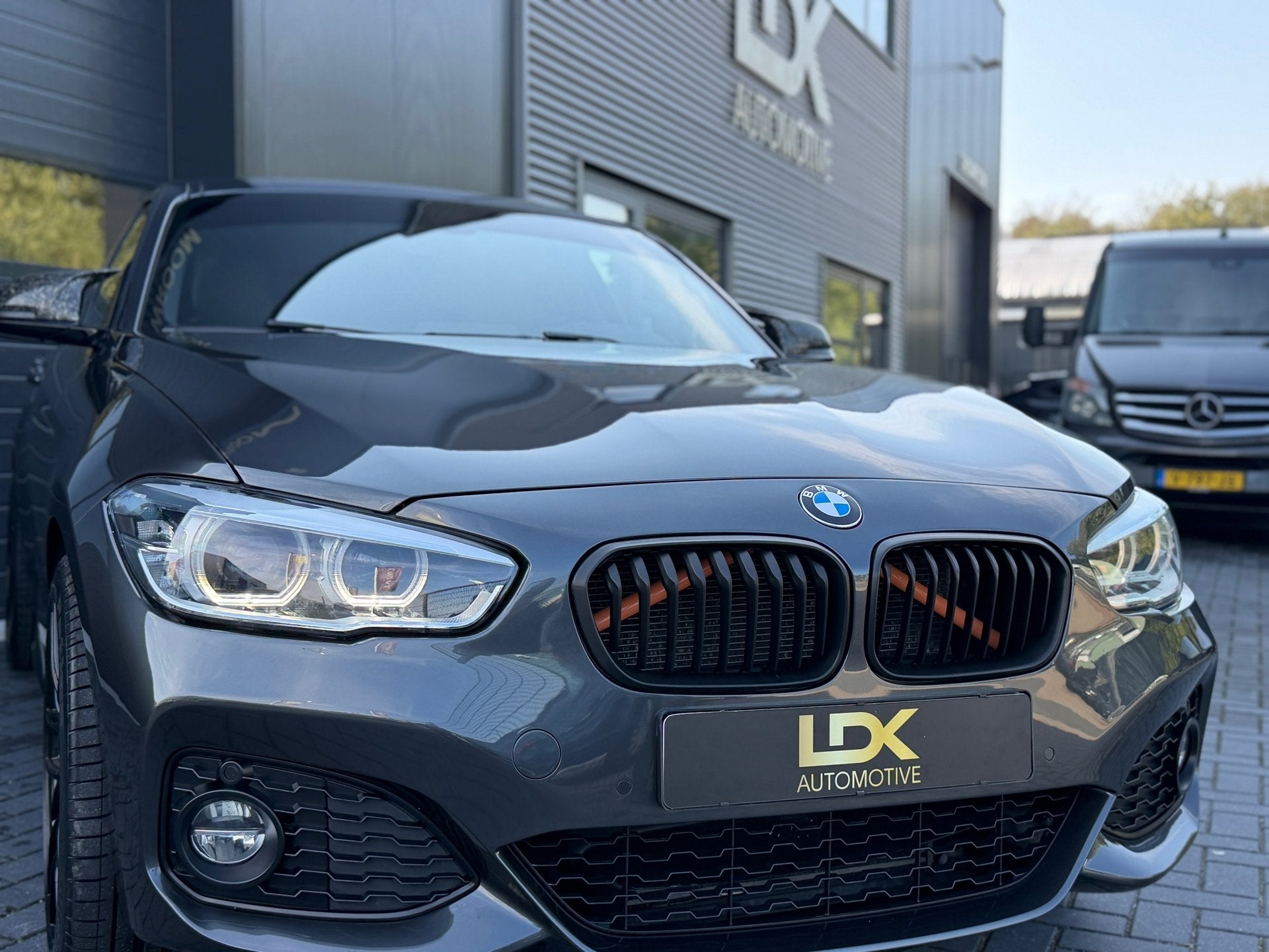 BMW 1-serie 116i M Sport||M140i Look| Sportuitlaat|Pdc|, Auto's, 1-Serie, Achterwielaandrijving, Euro 6, Alcantara