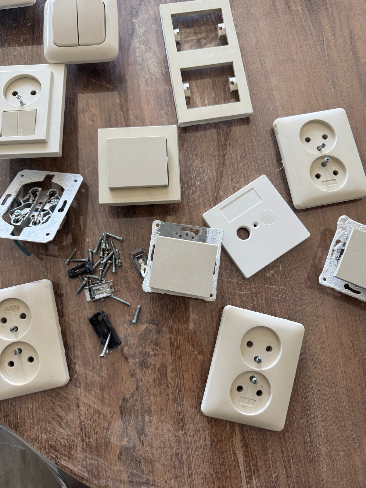 Diverse Schakelmateriaal: Stopcontacten, Inbouw, Lampenschak, Doe-het-zelf en Verbouw, Elektra en Kabels, Ophalen, Gebruikt, Stopcontact