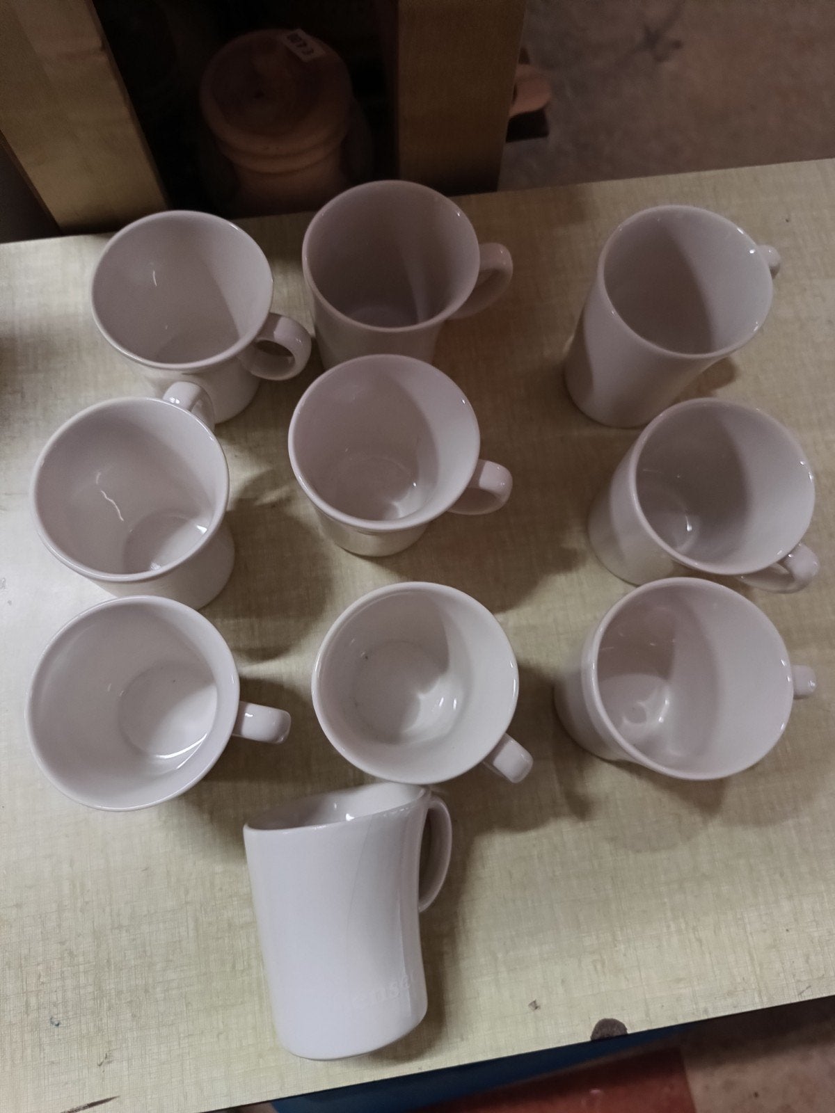 10 bekers senseo Douwe egberts, Huis en Inrichting, Ophalen of Verzenden, Zo goed als nieuw, Overige stijlen, Kop(pen) en/of Schotel(s)