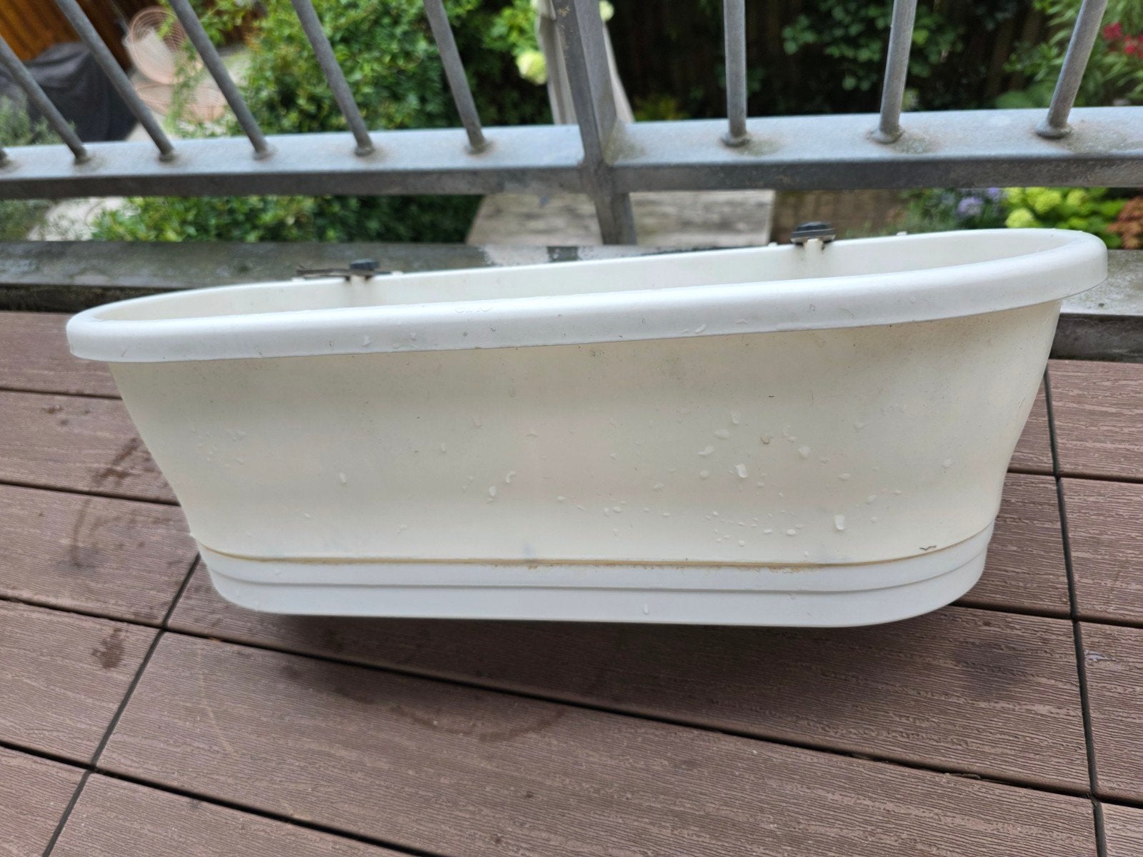 Elho balkonbak 50 cm met waterreservoir en verstelbare steun, Ophalen, Kunststof, Gebruikt, Minder dan 30 cm