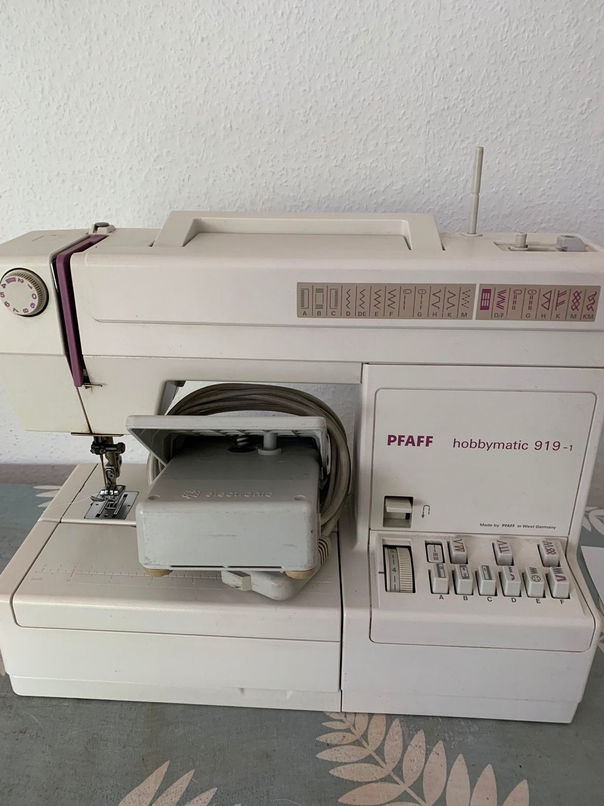 Pfaff Hobbymatic 919 Naaimachine - Betrouwbaar en Compleet, Hobby en Vrije tijd, Naaimachines en Toebehoren, Ophalen of Verzenden