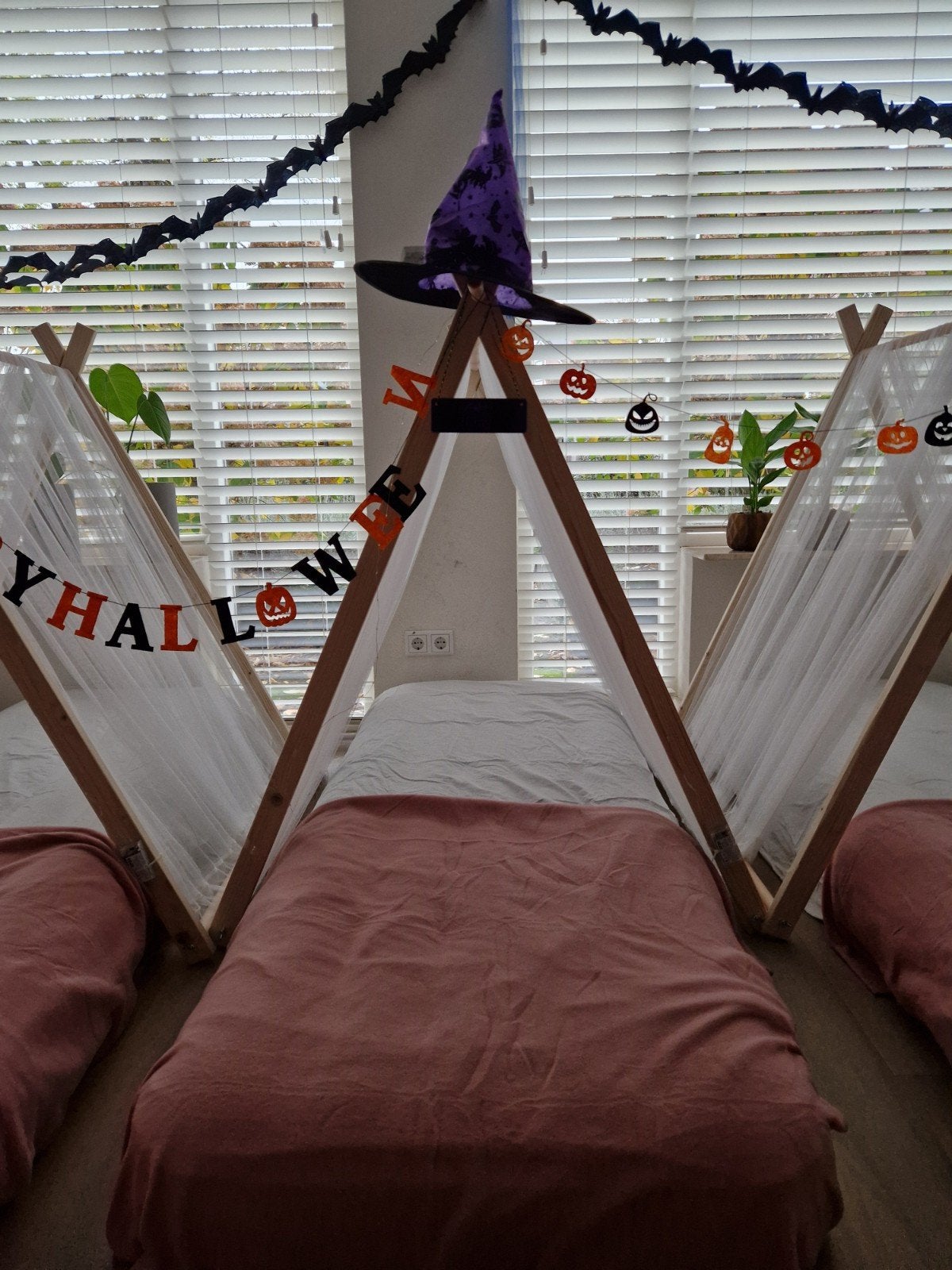 Slaapfeestje tentjes huren thema halloween, Hobby en Vrije tijd, Ophalen of Verzenden