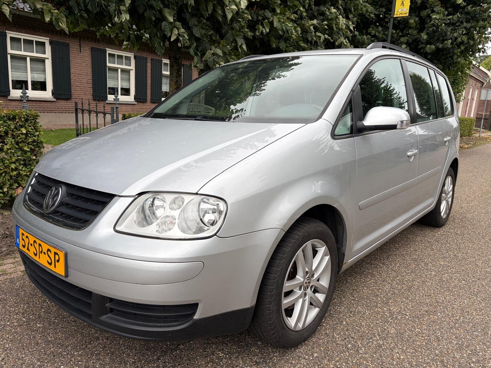 Volkswagen Touran 1.6 16V Optive Trekhaak apk 13-11-2027, 13 km/l, Stof, Gebruikt, 4 cilinders