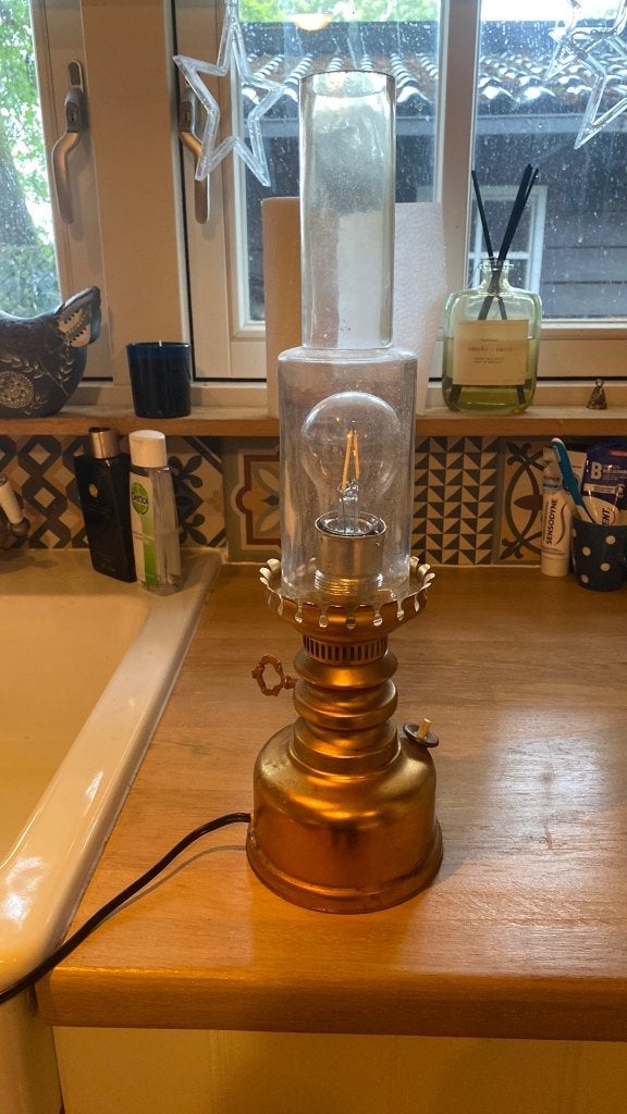 Nostalgische/aparte "olie" lamp met fitting, Gebruikt, Klassiek, Metaal, Met schakelaar