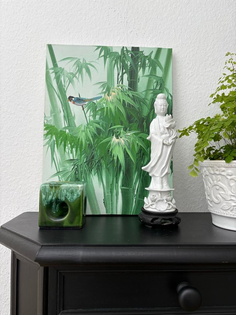 Guanyin Beeld van Blanc de Chine Porselein met Lotusbloem, Antiek en Kunst, Ophalen of Verzenden, Beeld, Klassiek, Azië