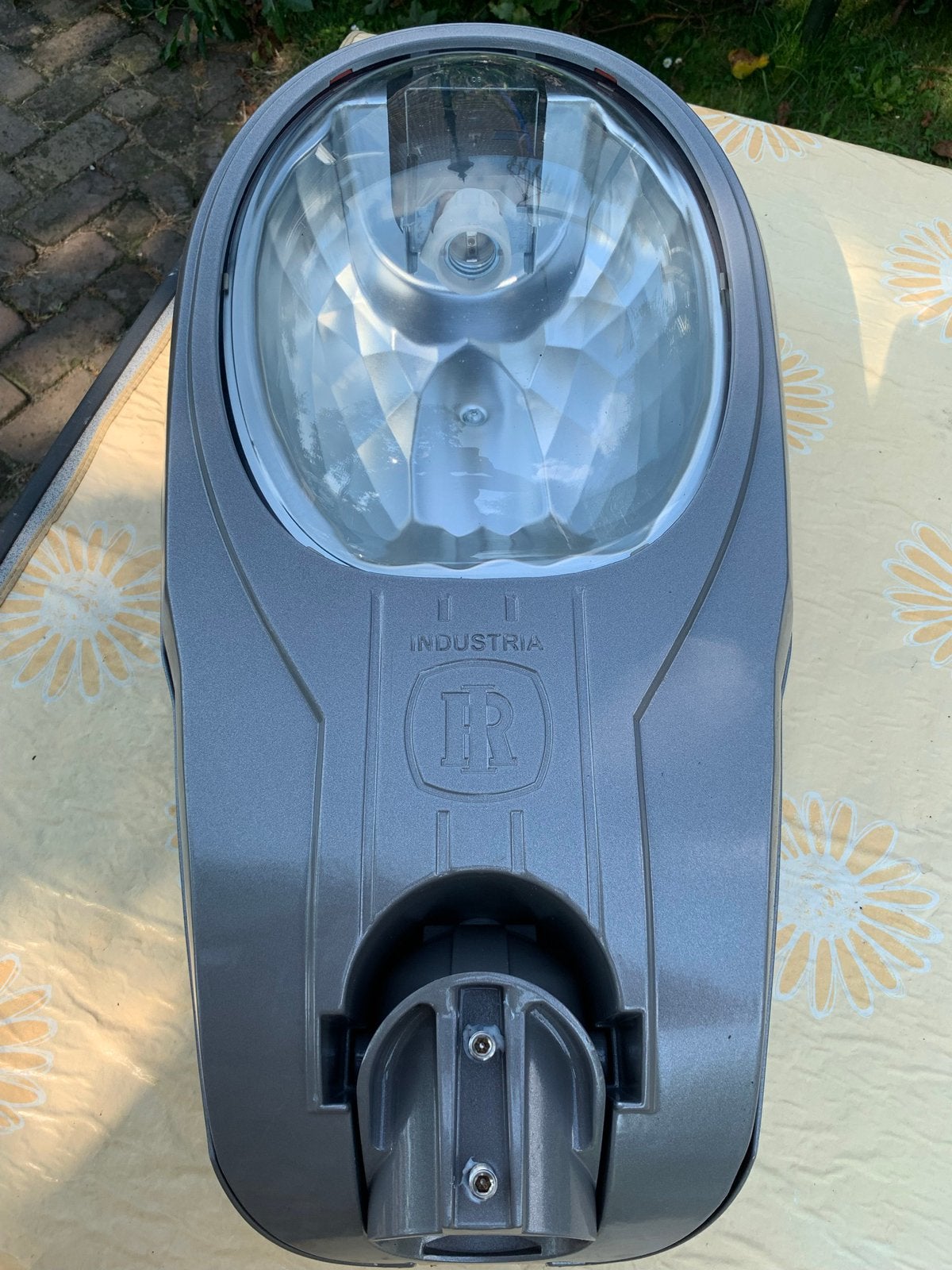 Nieuwe armaturen industria Arc 80, Ophalen, Netvoeding, 50 tot 250 watt, Waterbestendig
