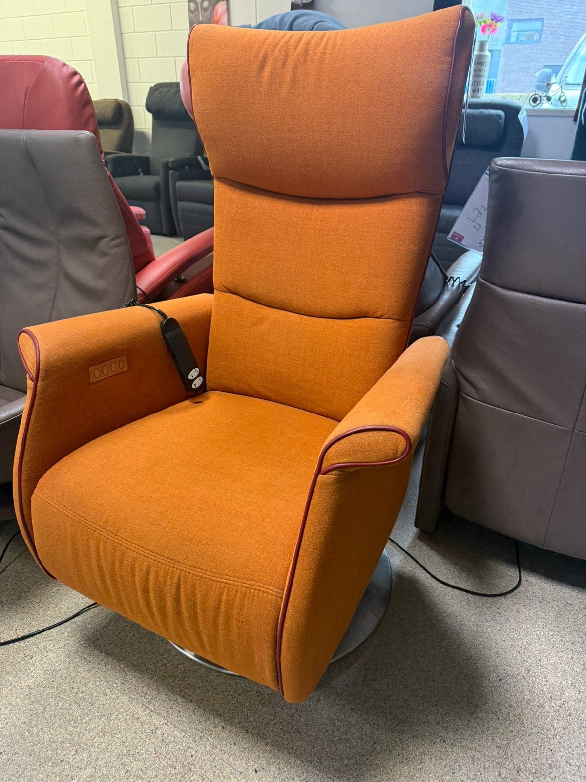 Prominent sta op stoel relax fauteuil, Verzenden, Zo goed als nieuw, Stof, Gratis bezorging regio Utrecht