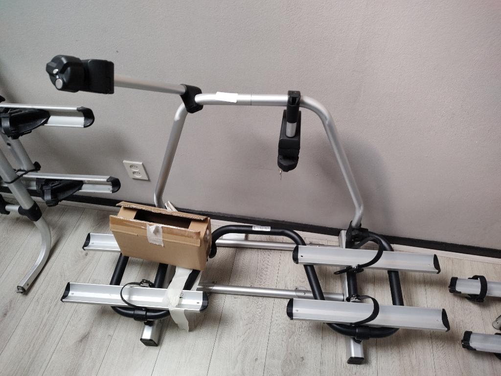 Caravan Fietsdragers [Assorti], Ophalen, Gebruikt