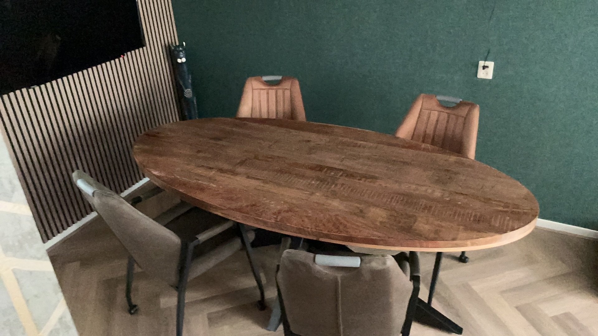 Mangohouten ovale eettafel (210x100cm) met 4 stoelen, Ophalen, Gebruikt, 100 tot 150 cm, 200 cm of meer