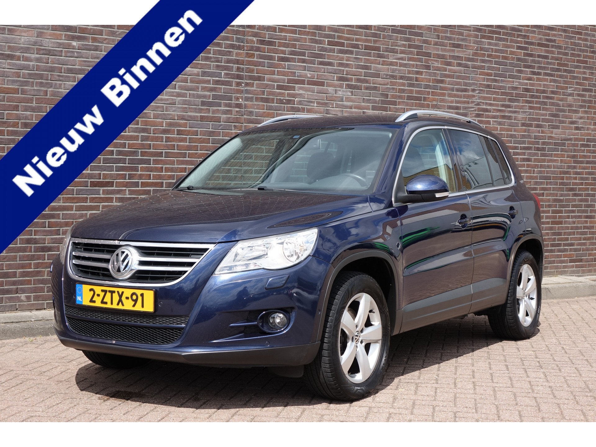 Volkswagen Tiguan 1.4 TSI Sport&Style, zeer nette en complet, Voorwielaandrijving, Euro 5, 15 km/l, 4 cilinders
