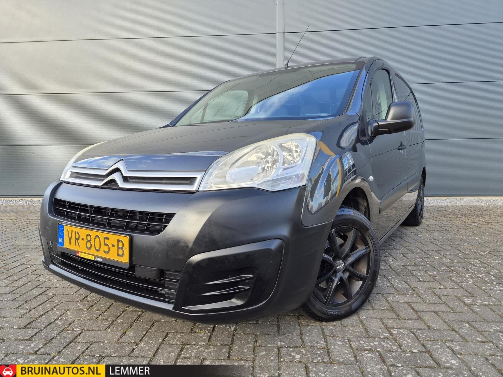 Citroen Berlingo 1.6 HDI Airco Trekh NAP Onderhouden 3-zits, Auto's, Euro 5, Gebruikt, 680 kg, 4 cilinders
