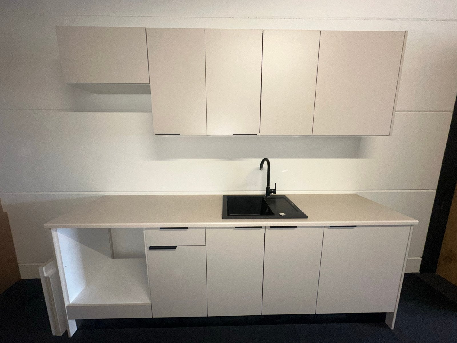 Complete Enkelwandige Keuken met Spoelbak en Kraan, Ophalen, Enkelwandige keuken, Zo goed als nieuw, Kunststof