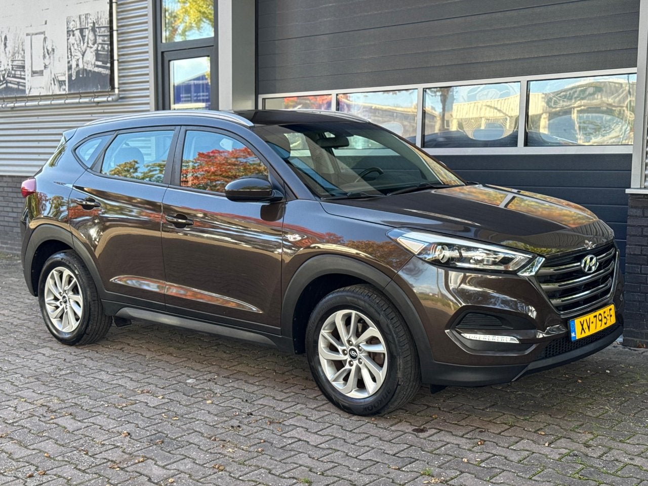 Hyundai Tucson 1.6T-GDI COMFORT (bj 2017), Auto's, Gebruikt, 1591 cc, Bruin, Handgeschakeld