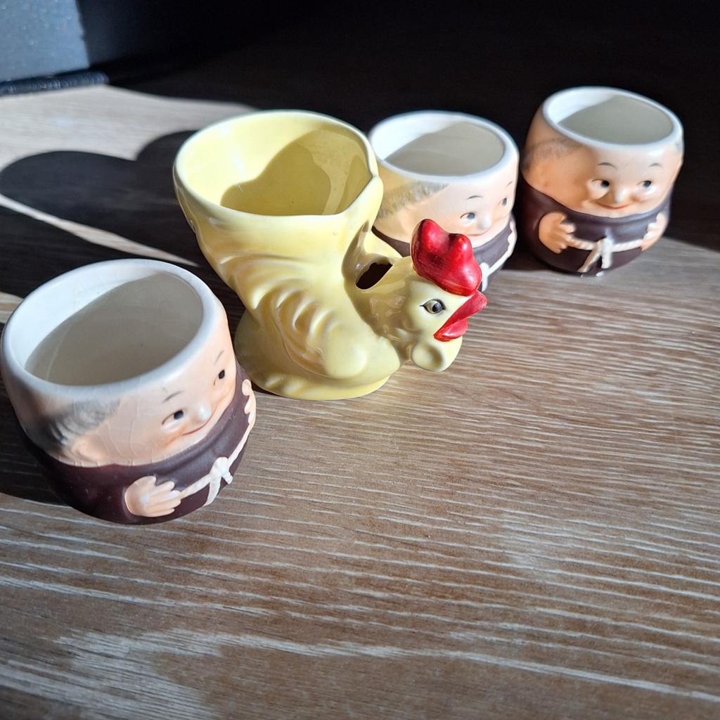 Goebel eierdopjes 3x paters haan, Ophalen