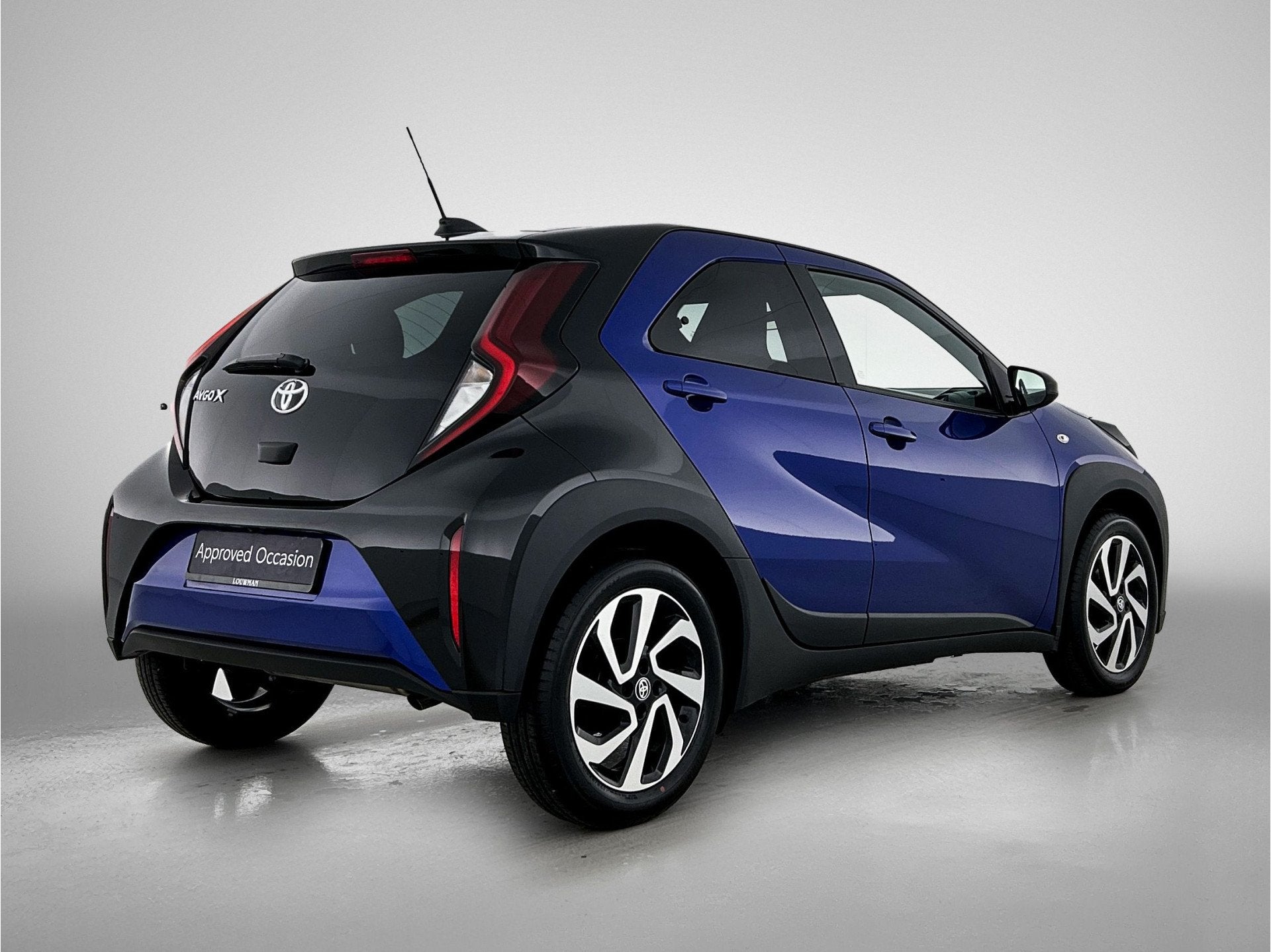 Toyota Aygo X 1.0 VVT-i MT Pulse Limited | BTW Voertuig | St, Stof, Gebruikt, 3 cilinders, Adaptive Cruise Control