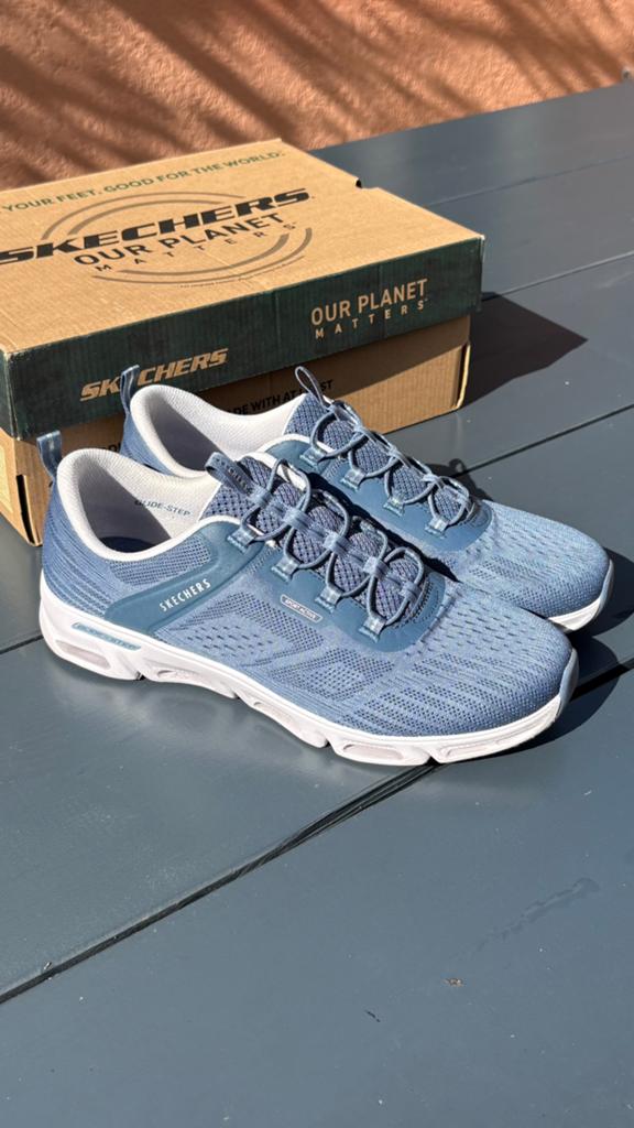 Nette Glide Step Skechers, mt 40, blauw, zgan, Sport en Fitness, Loopsport en Atletiek, Ophalen of Verzenden, Zo goed als nieuw