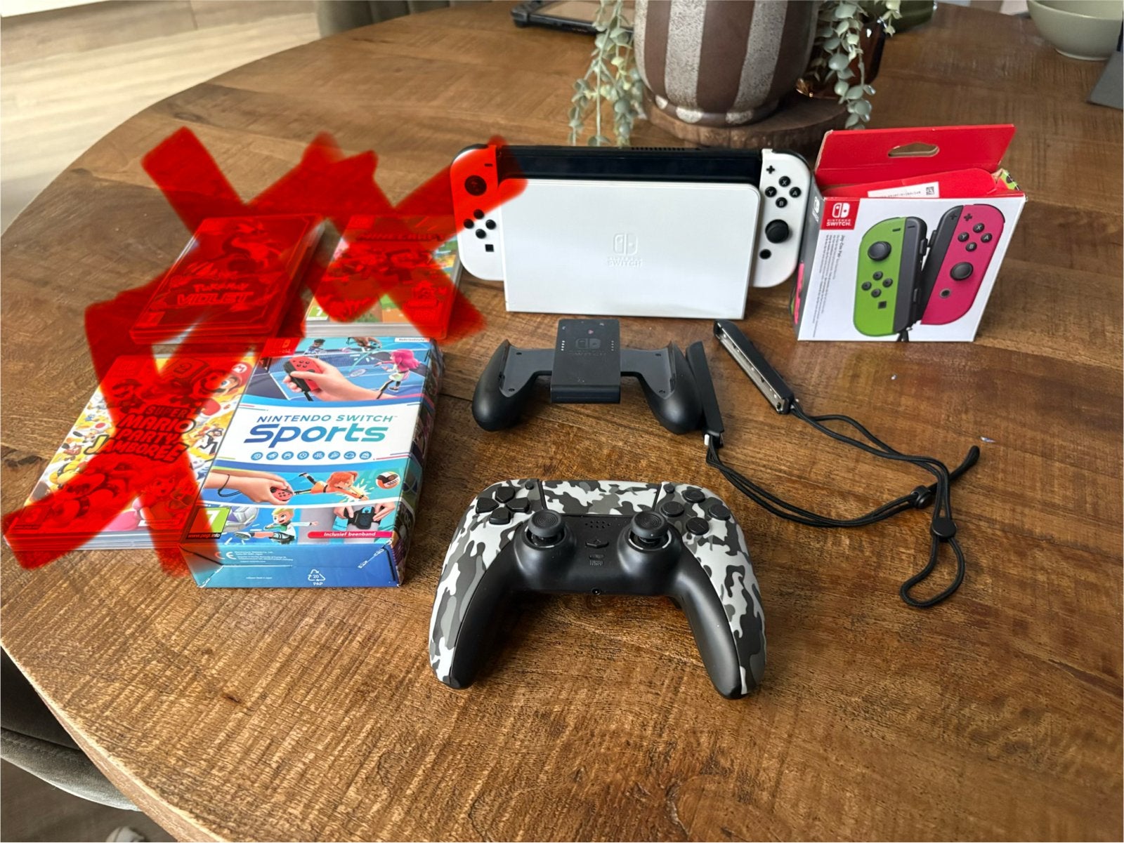 Nintendo Switch OLED met accessoires en Nintendo Switch Spor, Eén computer, Ophalen of Verzenden, Zo goed als nieuw, Sport