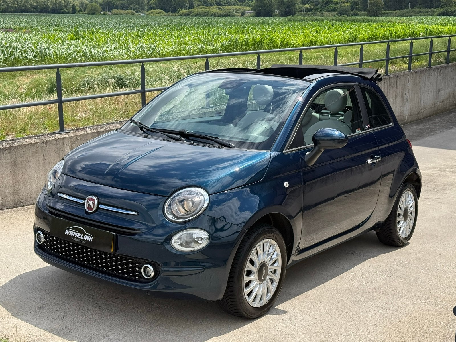 Fiat 500 Cabrio Dolcevita Hybrid 2022 Blauw, Voorwielaandrijving, 40 €/maand, USB, Handgeschakeld
