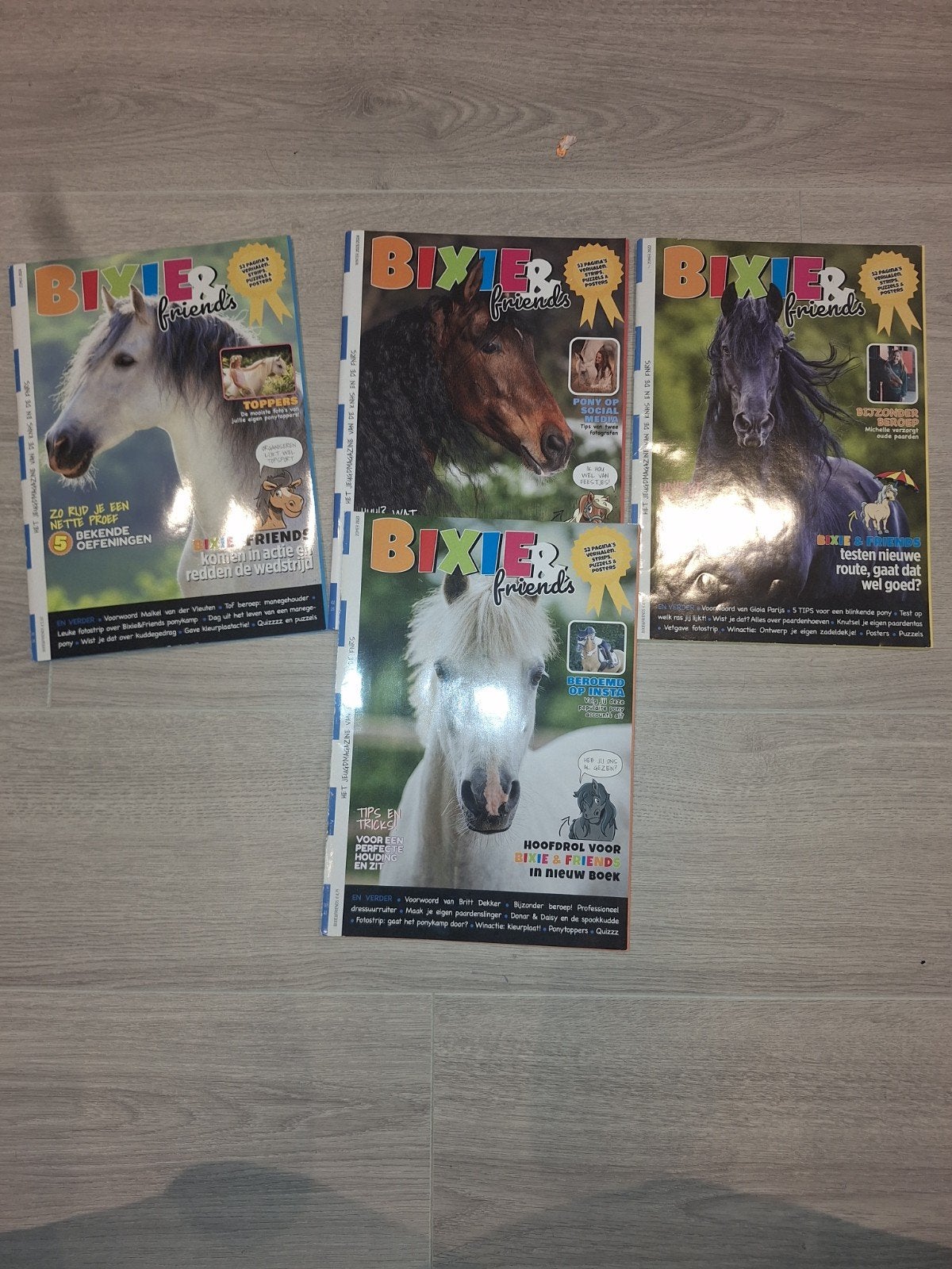 Bixie & Friends Tijdschriften - Set van 4, Boeken, Ophalen, Nieuw, Overige typen