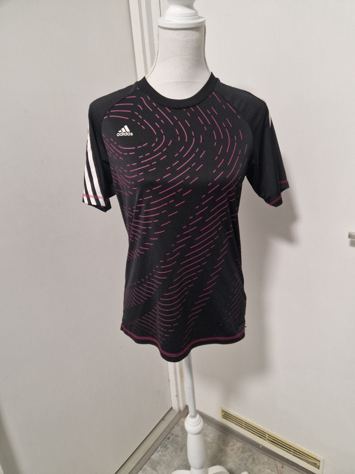 Adidas F50 Sportshirt Zwart/Paars Maat M, Maat 38/40 (M), Adidas, Zwart, Ophalen of Verzenden