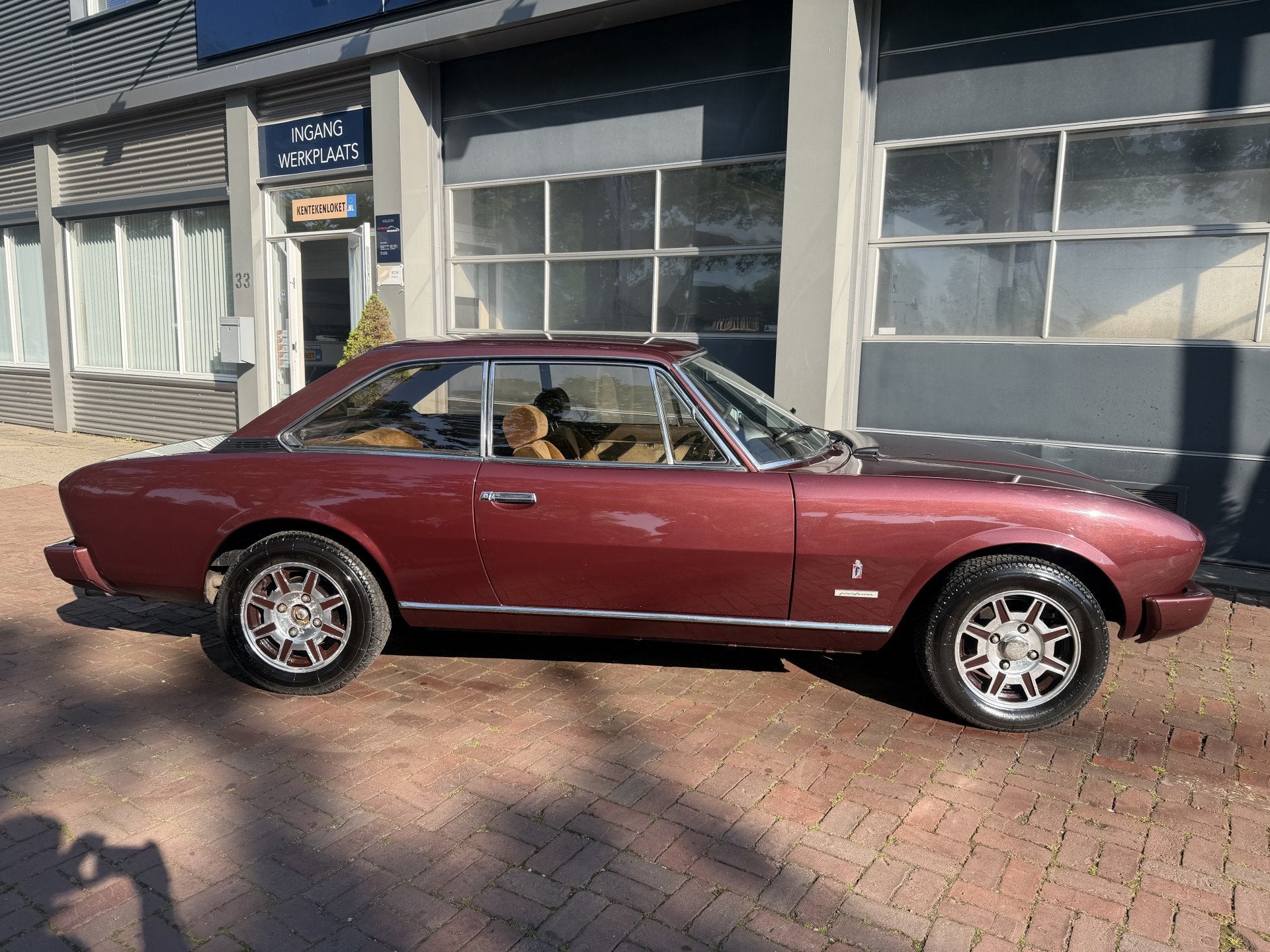 Peugeot 504 2.0 Coupé Injection 2.0 Inj. Bj. 1980 – Uniek, foto 4