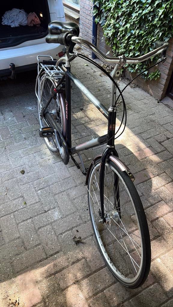 Stationsfiets aangeboden, opknapper €20, Fietsen en Brommers, Ophalen, Zo goed als nieuw, Overige merken