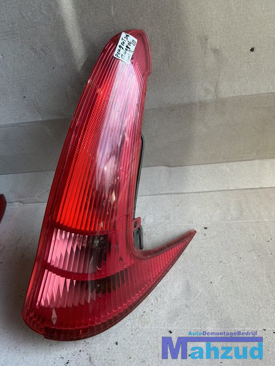 PEUGEOT 206 SW Station Rechts achterlicht 2002-2007, Auto-onderdelen, Verlichting, Taurusavenue 1
2132 LS  Hoofddorp, NL, Gebruikt