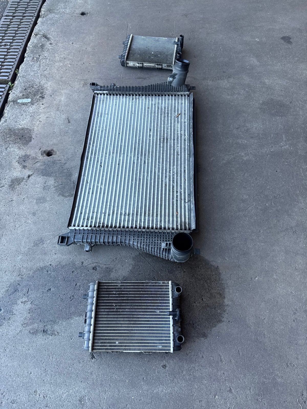 Radiator set voor Volkswagen/Audi (5Q0145803AE, 5Q0121251HA), Ophalen of Verzenden, Gebruikt, Volkswagen