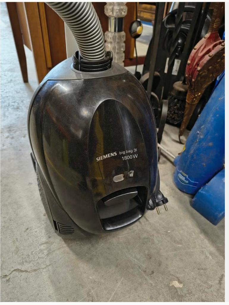 stofzuiger diverse modellen 25 euro per stuk, Witgoed en Apparatuur, Stofzuigers, Ophalen, Gebruikt, ., 1600 tot 2000 watt
