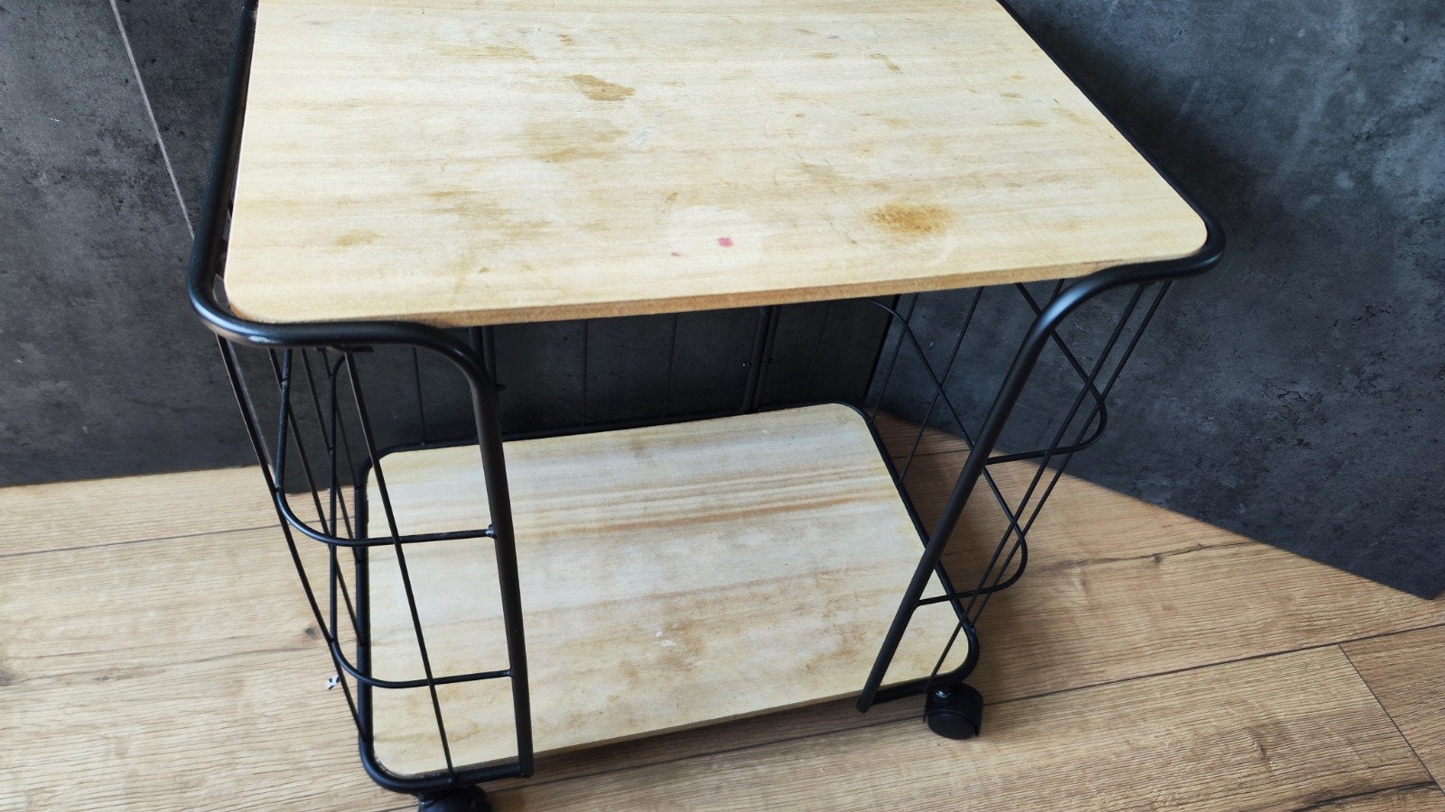 Bakkers kastje trolley - Industrieel design, Huis en Inrichting, Tafels | Bijzettafels, Gebruikt, Rechthoekig, 45 tot 60 cm, 55 tot 75 cm