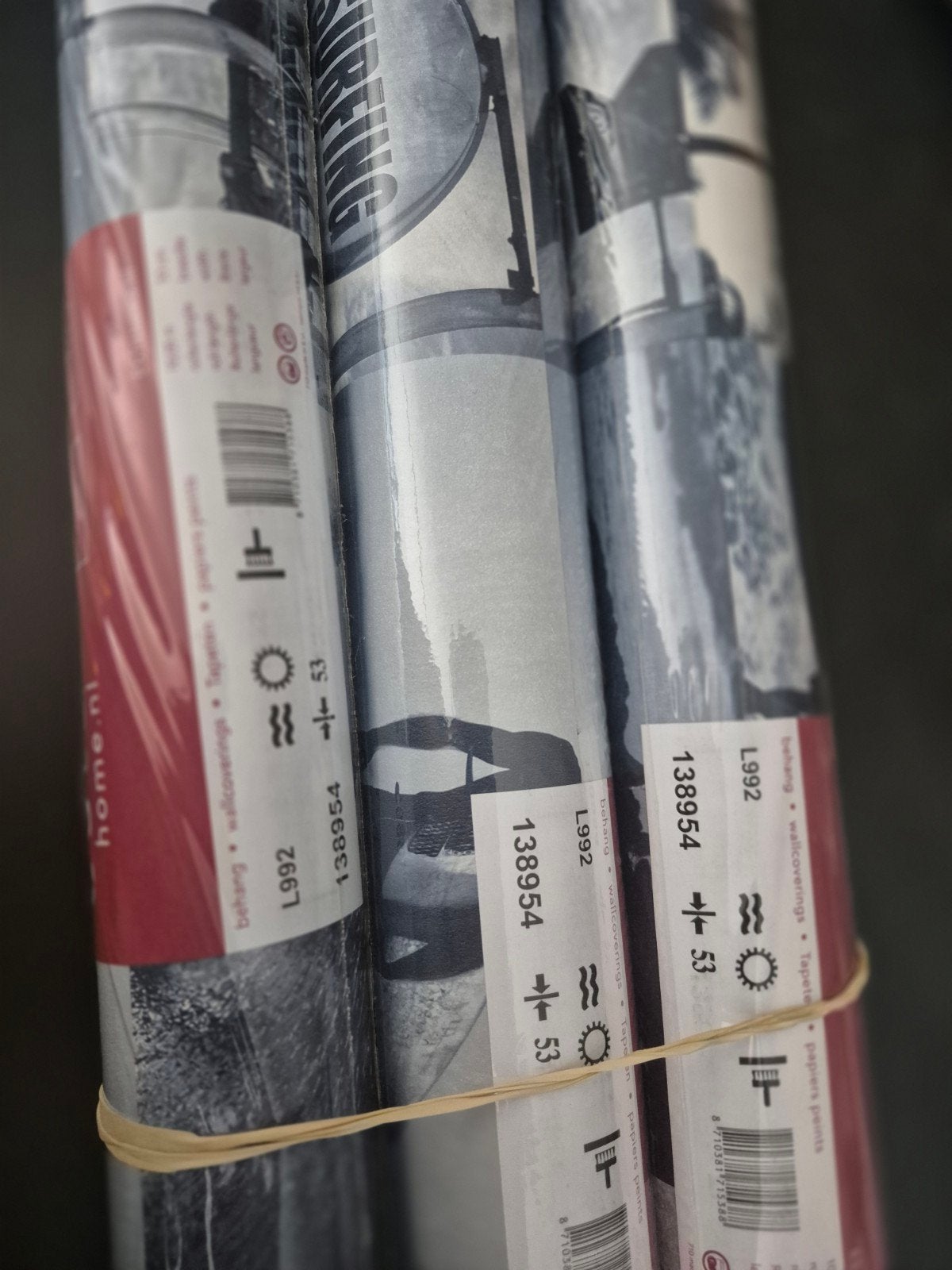 3 rol Esta surfingbehang voor 25,00, Ophalen of Verzenden, Nieuw