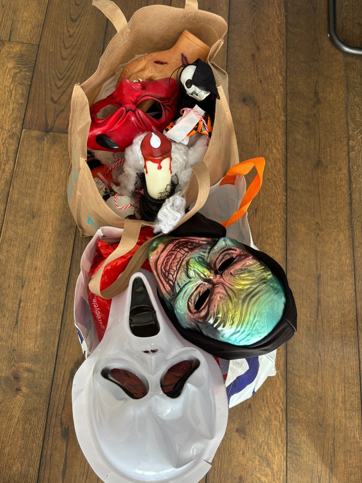 Heel veel halloween spullen, Ophalen, Zo goed als nieuw, Halloween of Griezel