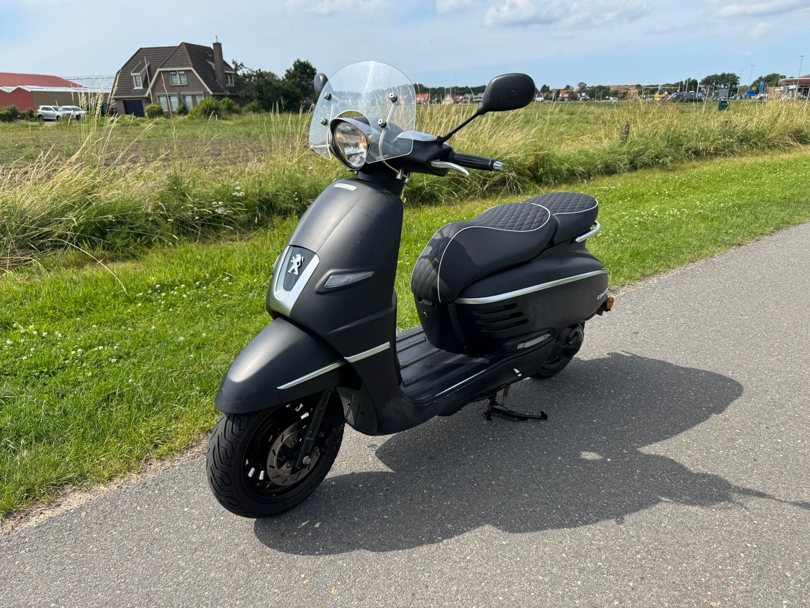 Peugeot Django 50cc 4T uit 2017, Fietsen en Brommers, Scooters | Peugeot, Ophalen, Overige modellen, Zo goed als nieuw, Benzine