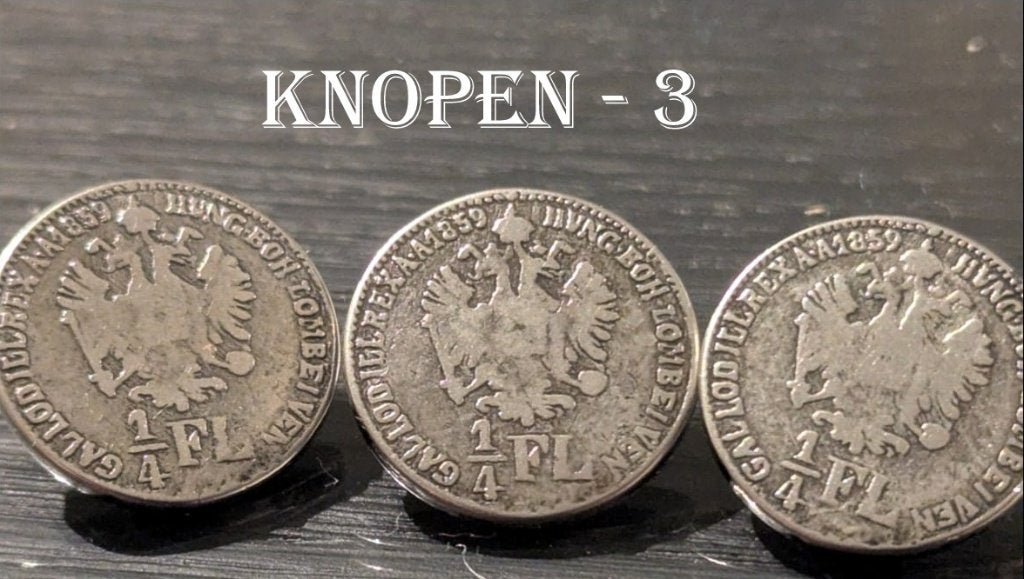 knopen - 3 -- 3 oude knopen 1/4 florijn Hongarije, Ophalen of Verzenden, Zo goed als nieuw, Knoop of Knopen
