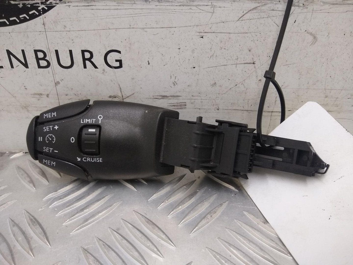 PEUGEOT 308 SCHAKELAAR MULTIFUNCTIONEEL COMPUTER 2019, Ophalen of Verzenden, Gebruikt, ARN erkend