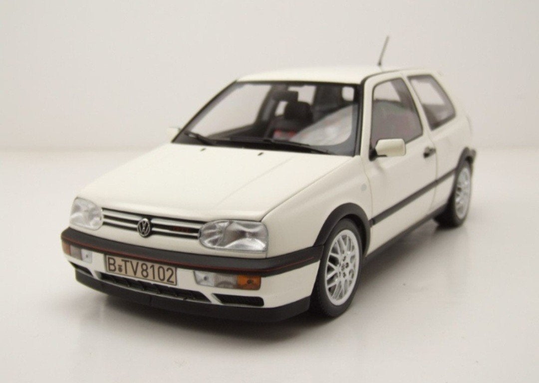 1:18 Volkswagen III GTi uit 1996 Candy White Norev, Ophalen of Verzenden, Nieuw, Auto, Norev